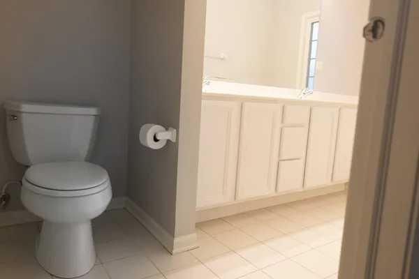 $3,300 | 228 West Fairview Way, Palatine, IL 60067