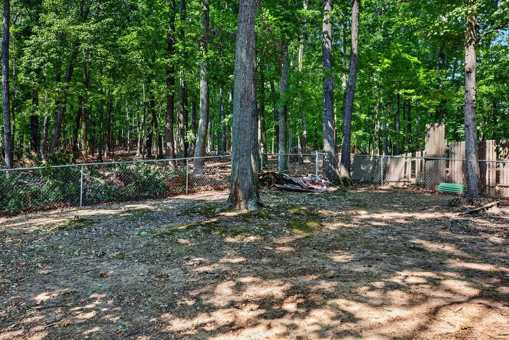 1504 5th Street Waynesboro, VA 22980 - Photo 30 of 33