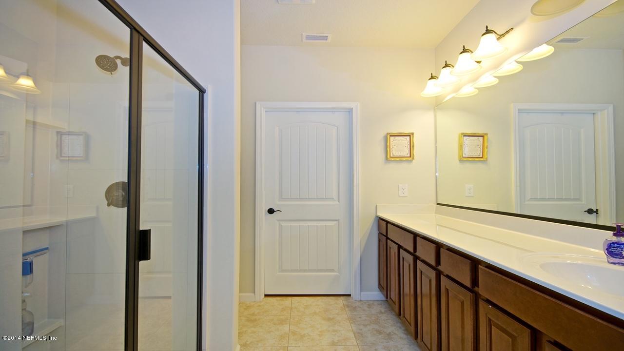 254 Hawks Harbor Road Ponte Vedra, FL 32081 - Photo 13 of 23 Owner's Bath- 2ND Sink Has been Added