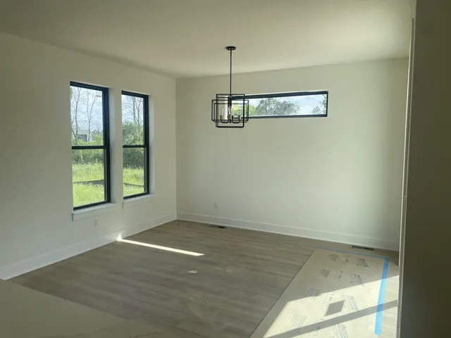 $799,900 | N75W17841 Woody Lane, Menomonee Falls, WI 53051