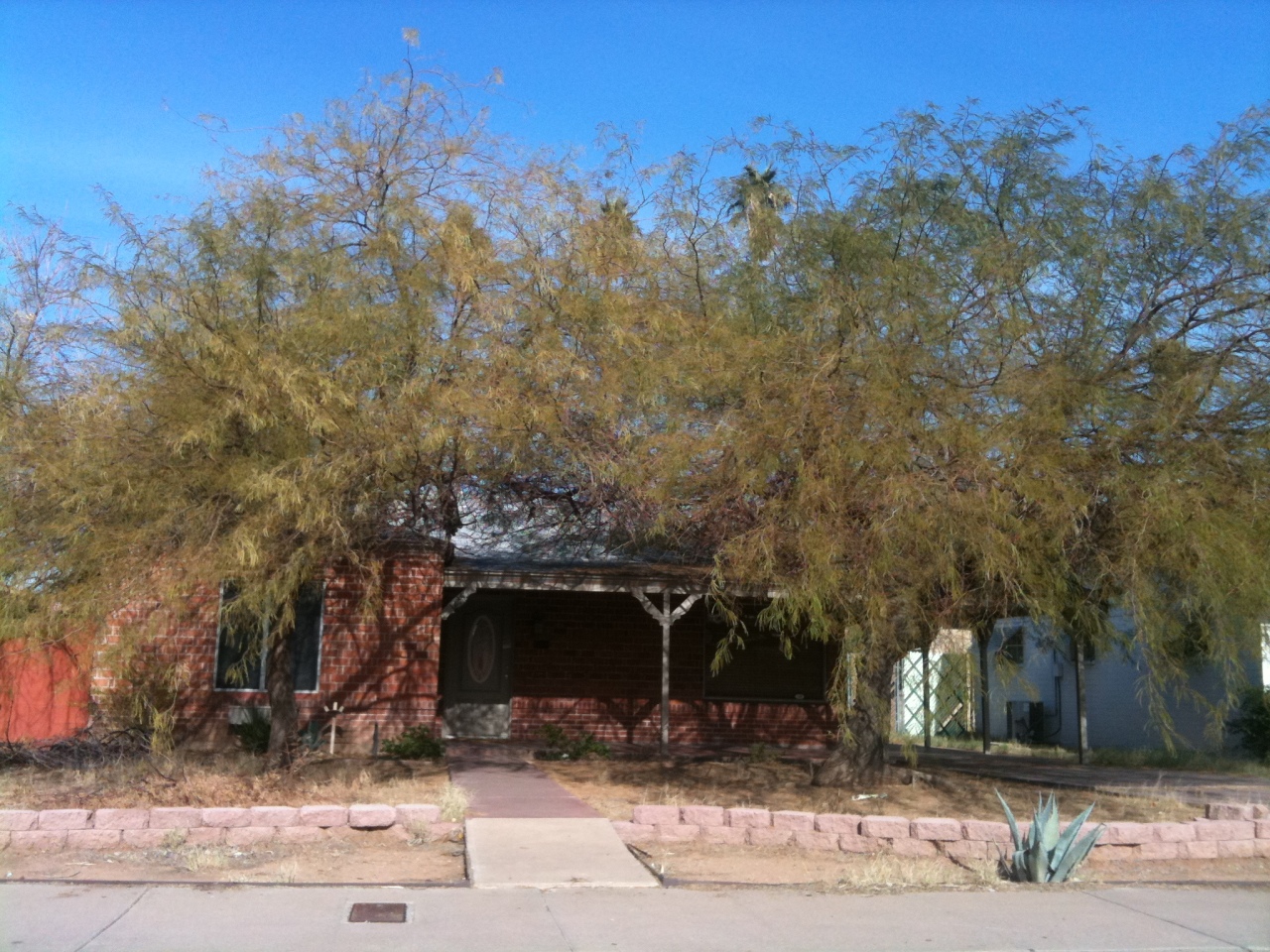 1234 East Almeria Road Phoenix, AZ 85006 - Photo 1 of 1 Front Elevation