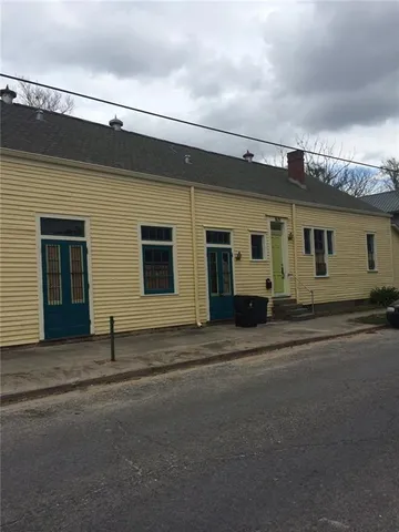 $2,000 | 7625 Oak Street, New Orleans, LA 70118