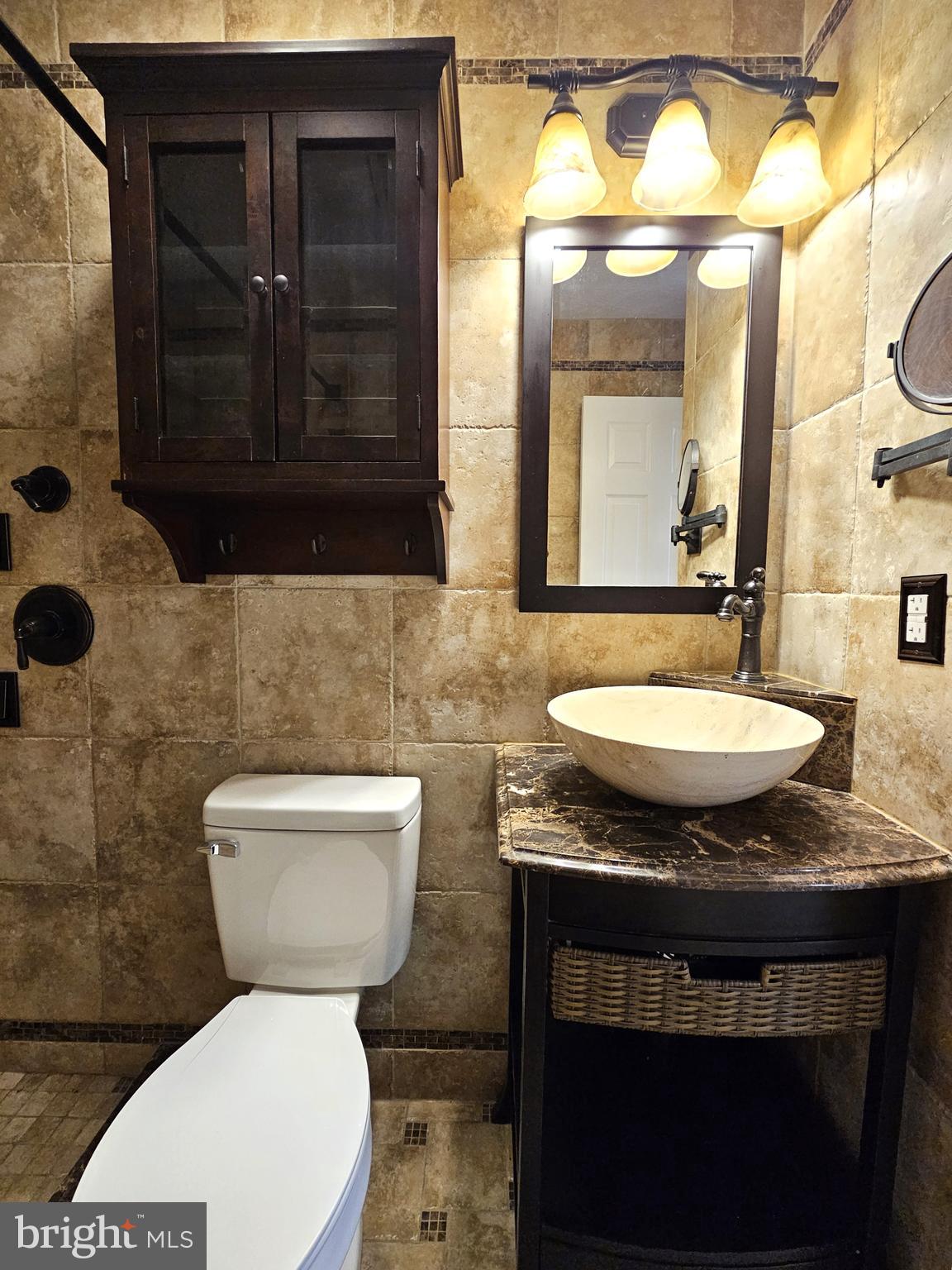 9044 Constant Course Columbia, MD 21046 - Photo 28 of 49 Primary Bath