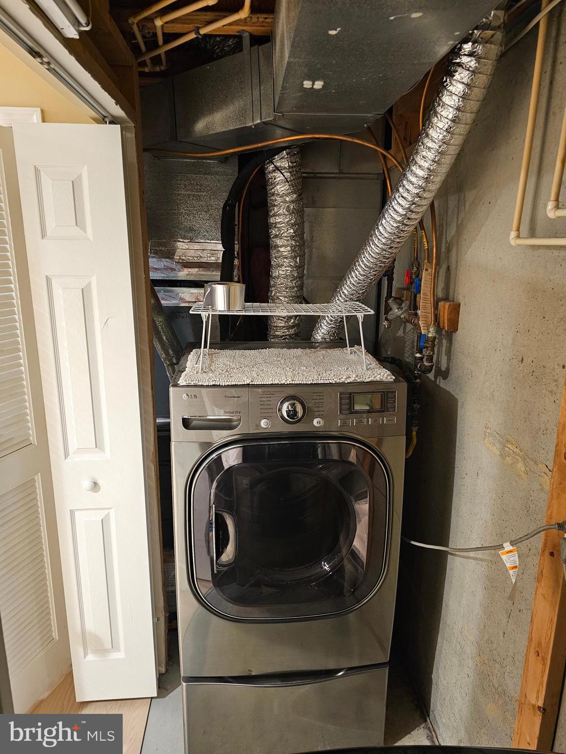 9044 Constant Course Columbia, MD 21046 - Photo 48 of 49