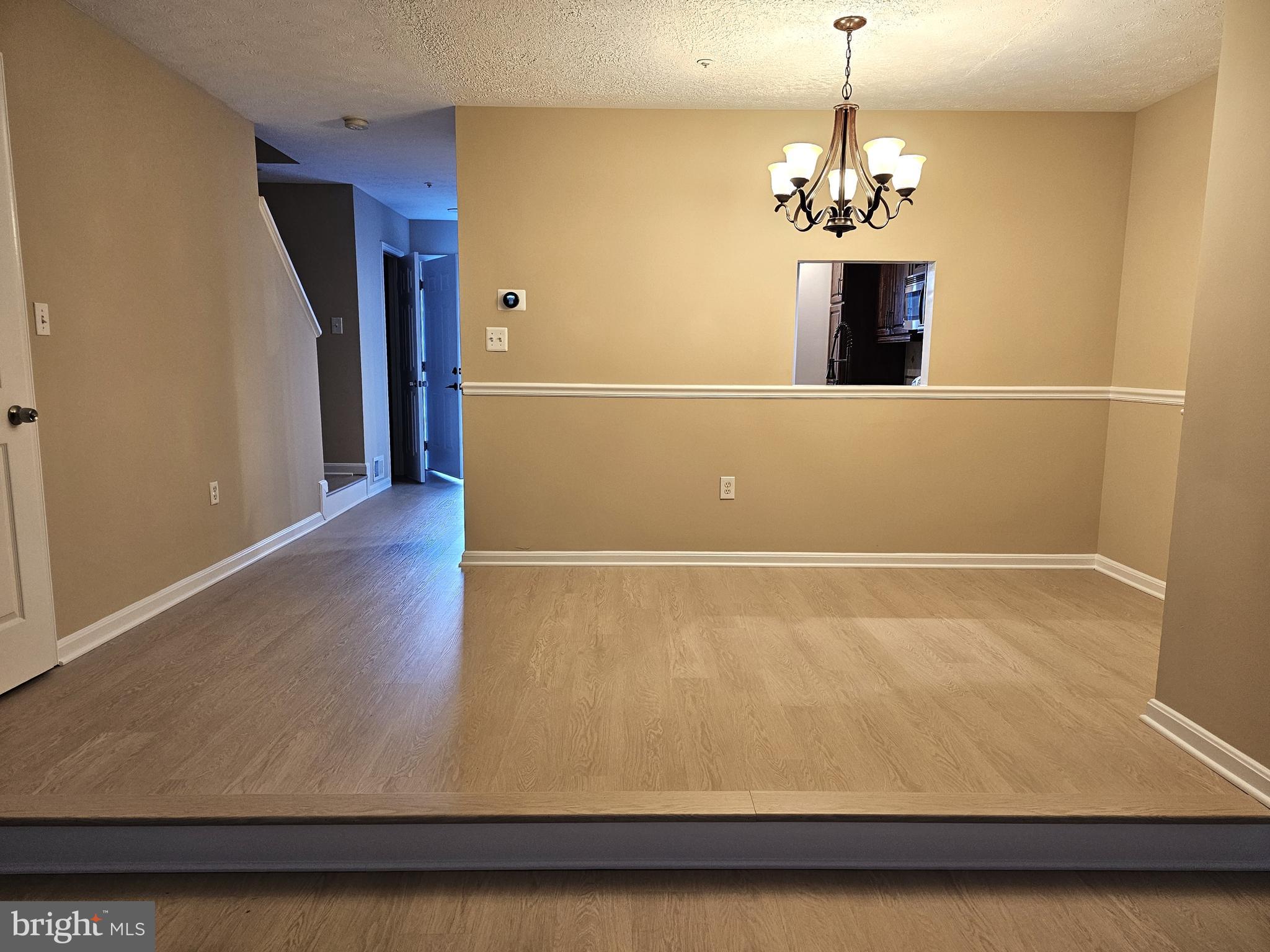 9044 Constant Course Columbia, MD 21046 - Photo 10 of 49 Dining room