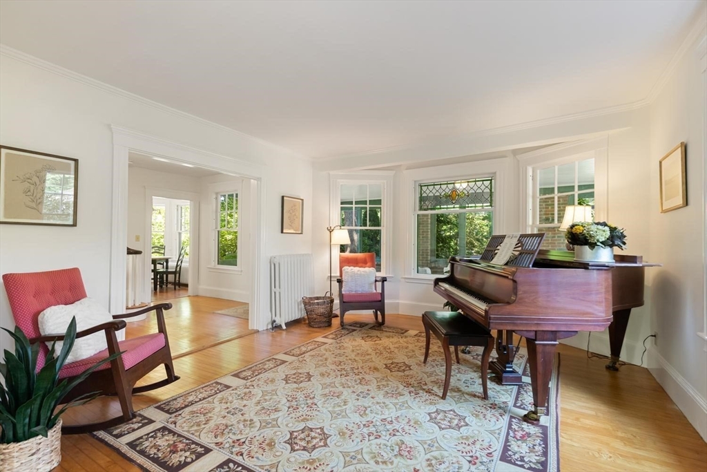 9 Wilson Street Winchester, MA 01890 - Photo 5 of 38