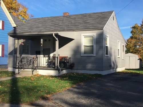 312 West Ridge Street Owosso, MI 48867 - Photo 1 of 11 31304179.JPG
