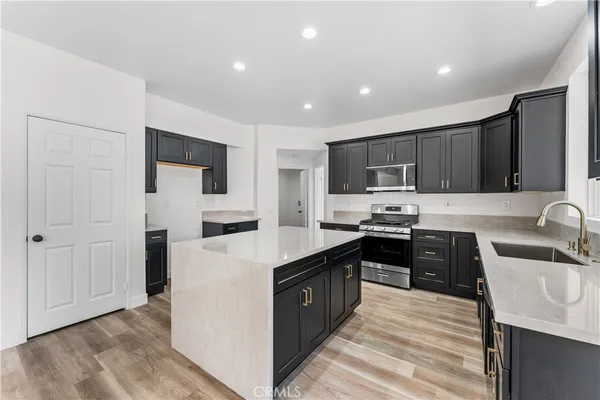 $609,990 | 38718 Sienna Court, Palmdale, CA 93550