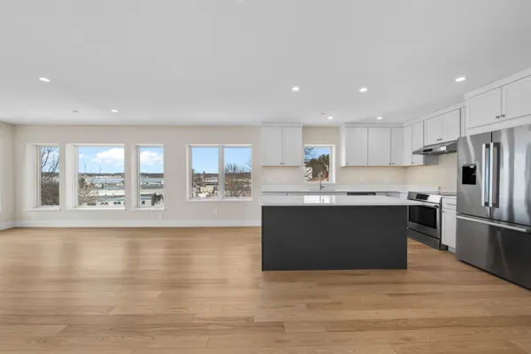 $1,095,000 | 34 Hammond Street, Unit C, Portland, ME 04101