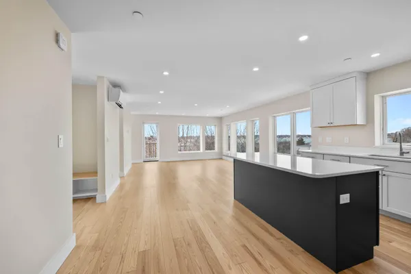 $1,095,000 | 34 Hammond Street, Unit C, Portland, ME 04101