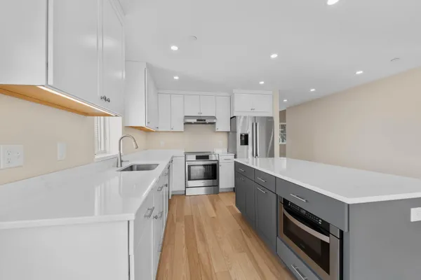 $1,095,000 | 34 Hammond Street, Unit C, Portland, ME 04101