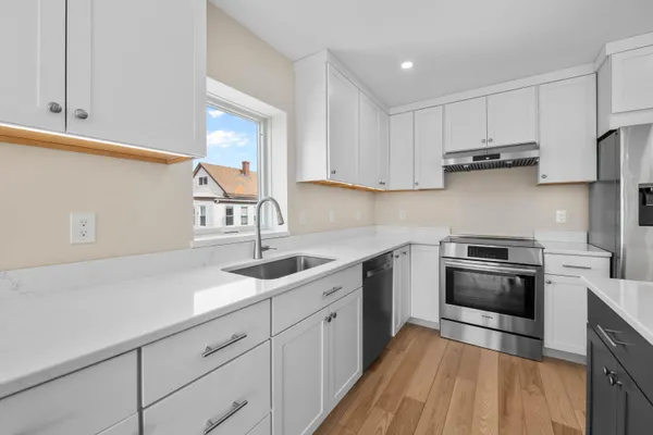 $1,095,000 | 34 Hammond Street, Unit C, Portland, ME 04101
