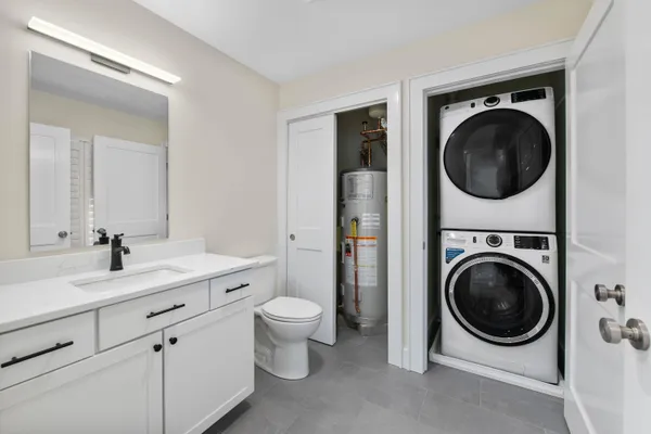 $1,095,000 | 34 Hammond Street, Unit C, Portland, ME 04101