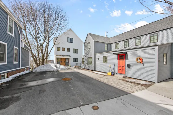 $1,095,000 | 34 Hammond Street, Unit C, Portland, ME 04101
