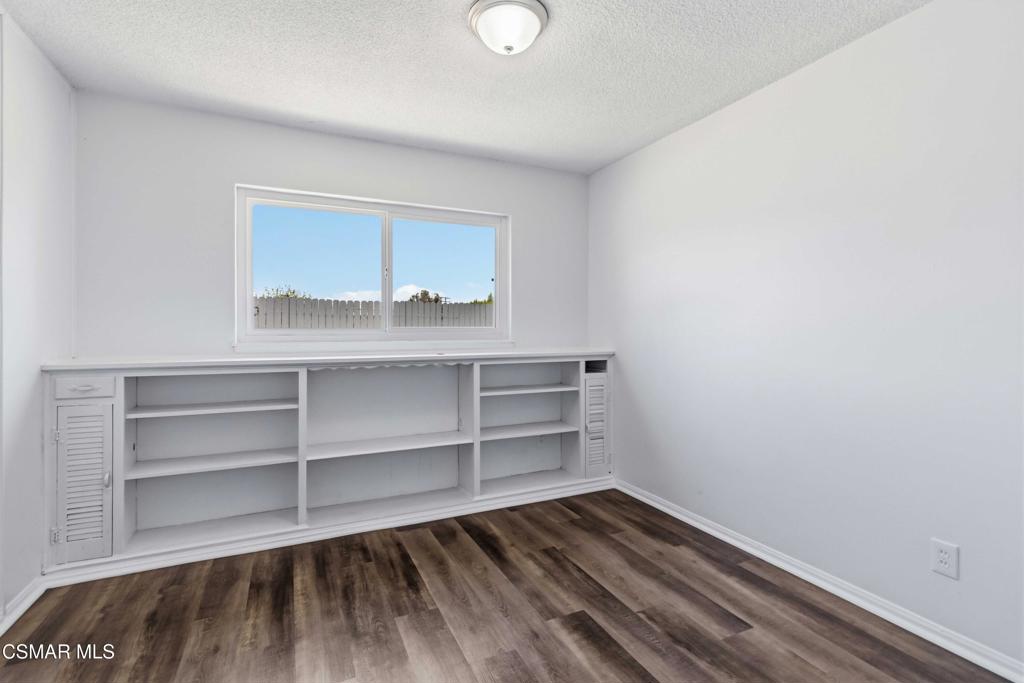 1692 Alviso Street Simi Valley, CA 93065 - Photo 11 of 22