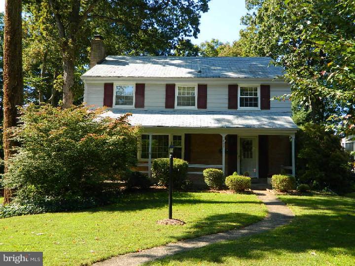 152 Snyder Lane Springfield, PA 19064 - Photo 1 of 25 Exterior Front