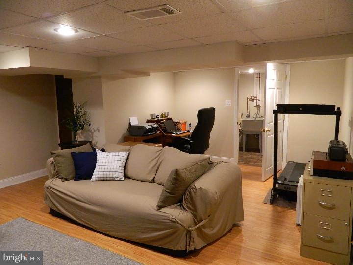 152 Snyder Lane Springfield, PA 19064 - Photo 17 of 25 Basement - Finished