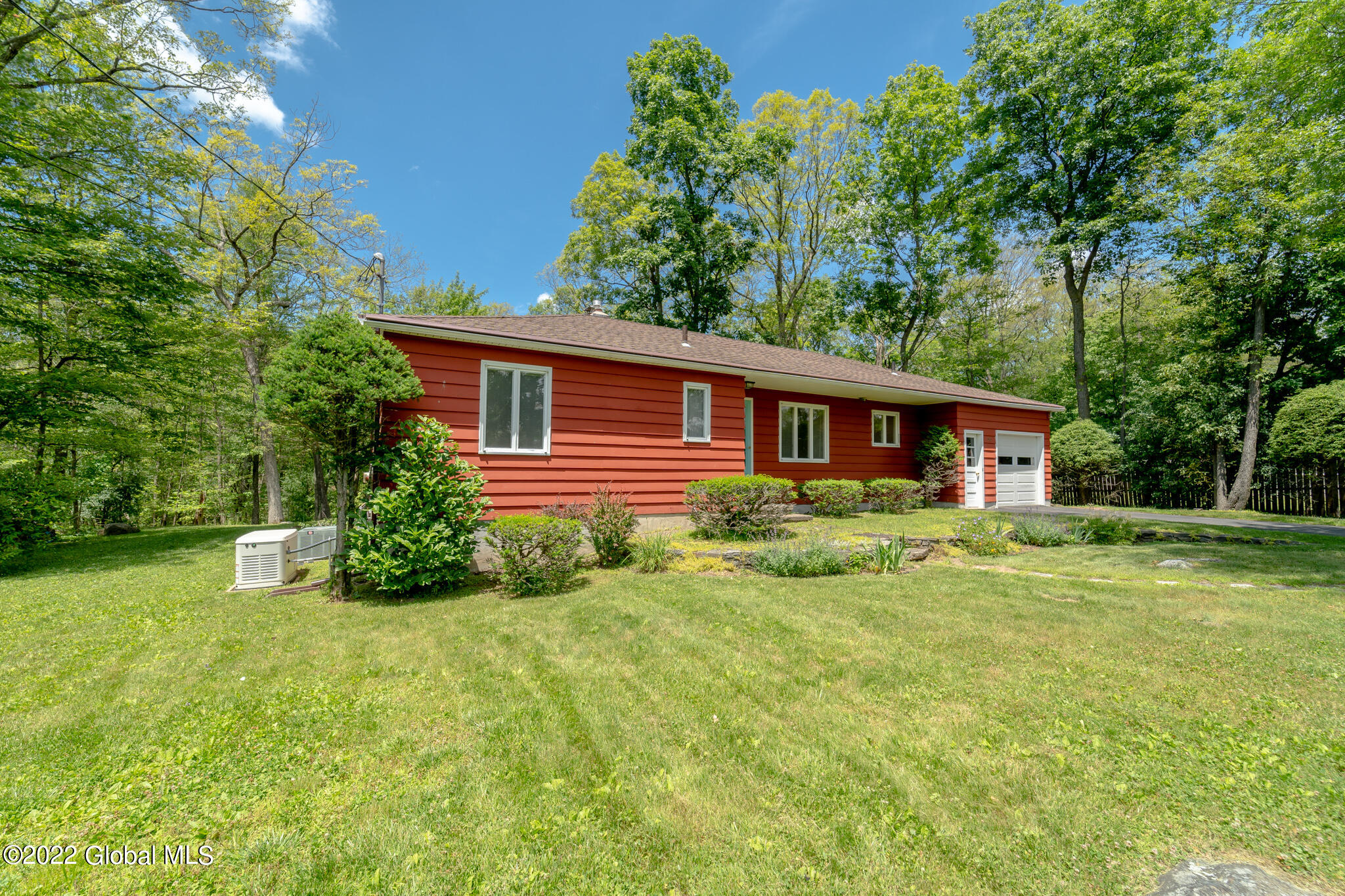 515 Terrace Road Rotterdam, NY 12306 - Photo 4 of 33 009-515-Terrace-Rd