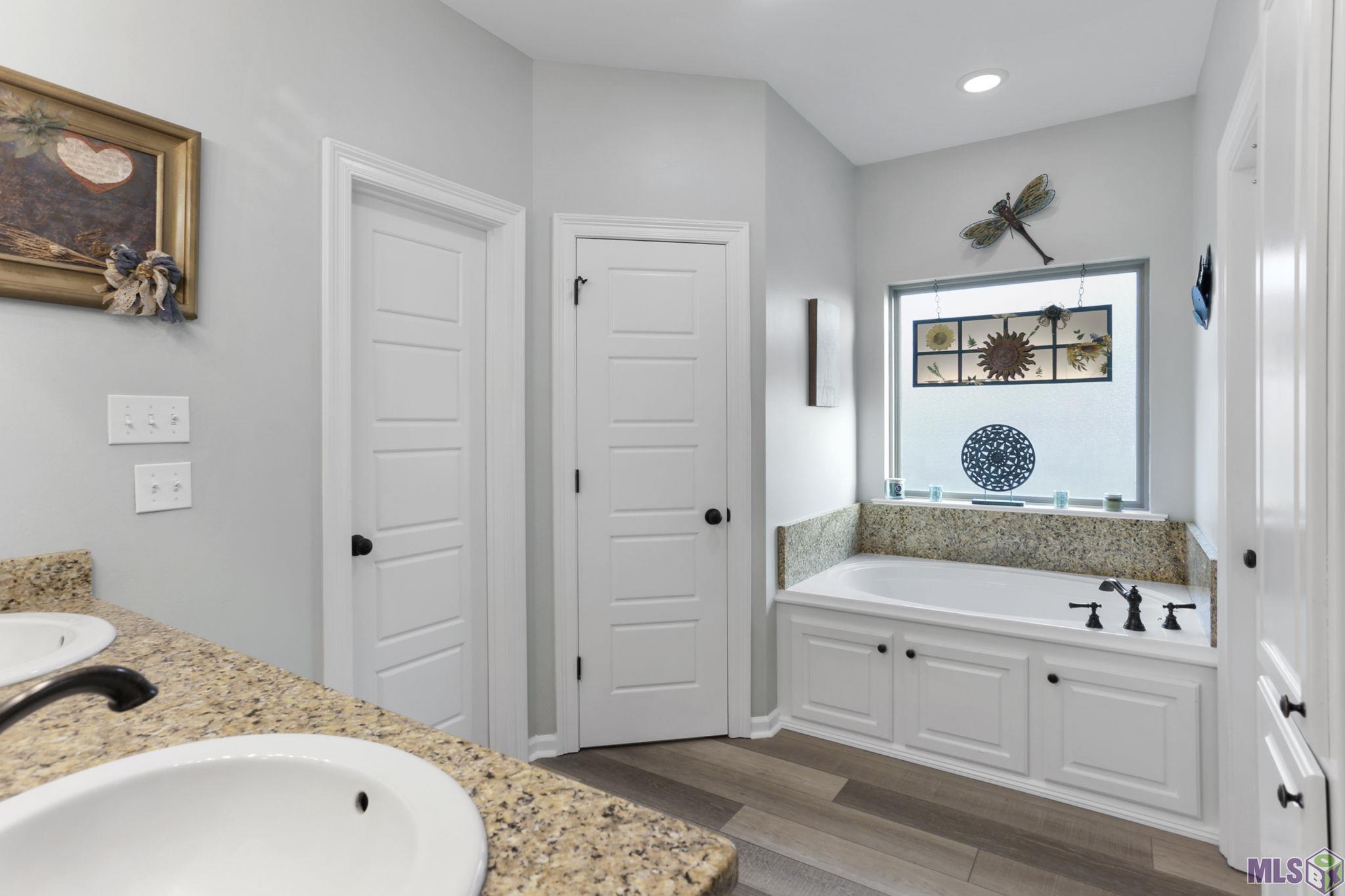44067 Lebeau Road St. Amant, LA 70774 - Photo 9 of 15 Gallery Image 9