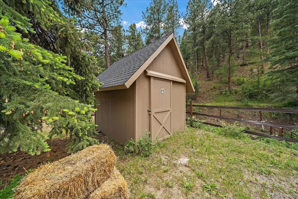 a view of backyard of house