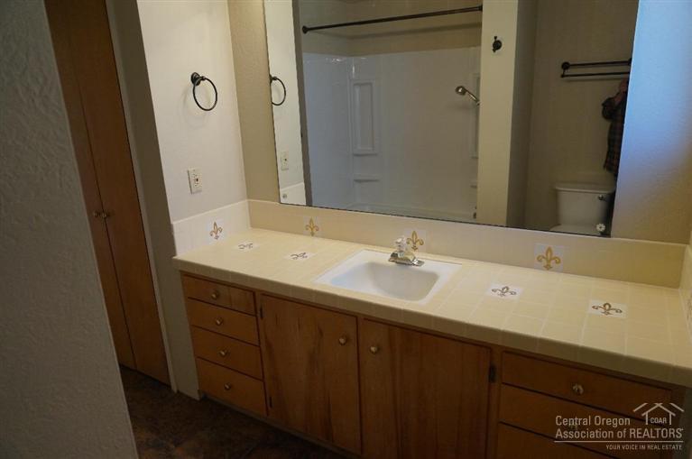 61210 Parrell Road Bend, OR 97702 - Photo 20 of 21 Additional Photo