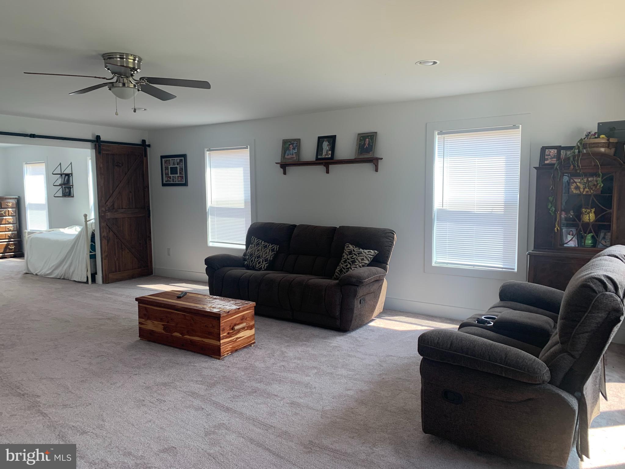 800 Strasburg Road Front Royal, VA 22630 - Photo 2 of 14 Living room