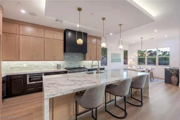 $2,417,536 | 7 Grand Miramar Drive, Henderson, NV 89011