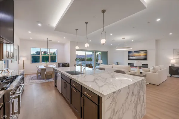 $2,417,536 | 7 Grand Miramar Drive, Henderson, NV 89011