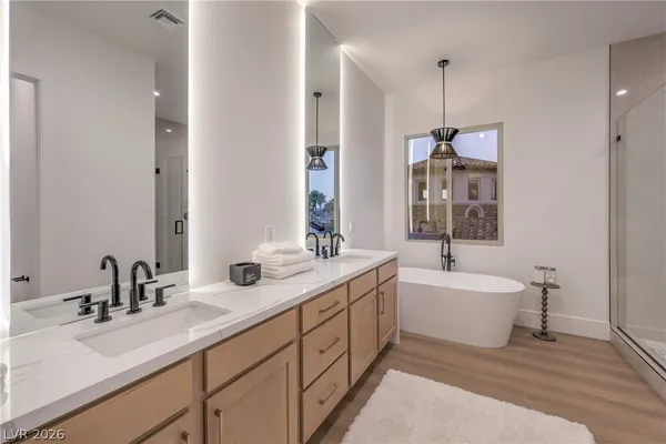 $2,417,536 | 7 Grand Miramar Drive, Henderson, NV 89011