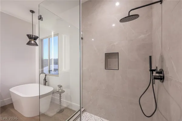 $2,417,536 | 7 Grand Miramar Drive, Henderson, NV 89011