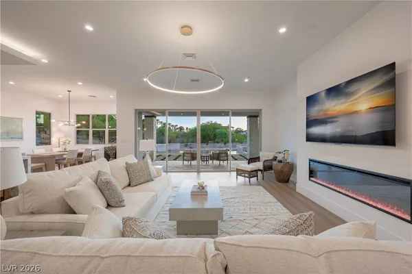 $2,417,536 | 7 Grand Miramar Drive, Henderson, NV 89011