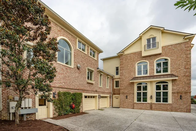 $8,000,000 | 4145 Colonel Vanderhorst Circle, Mount Pleasant, SC 29466