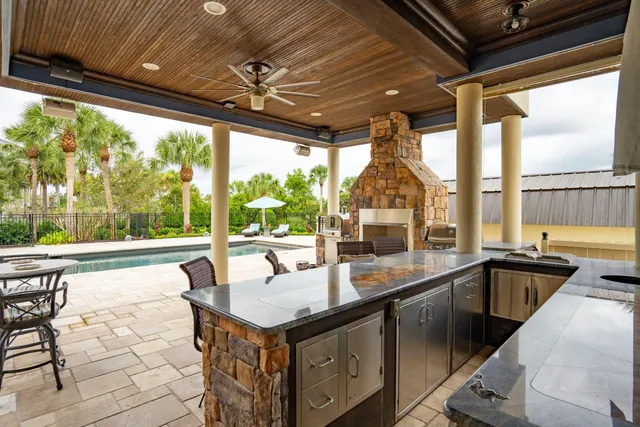 $8,000,000 | 4145 Colonel Vanderhorst Circle, Mount Pleasant, SC 29466