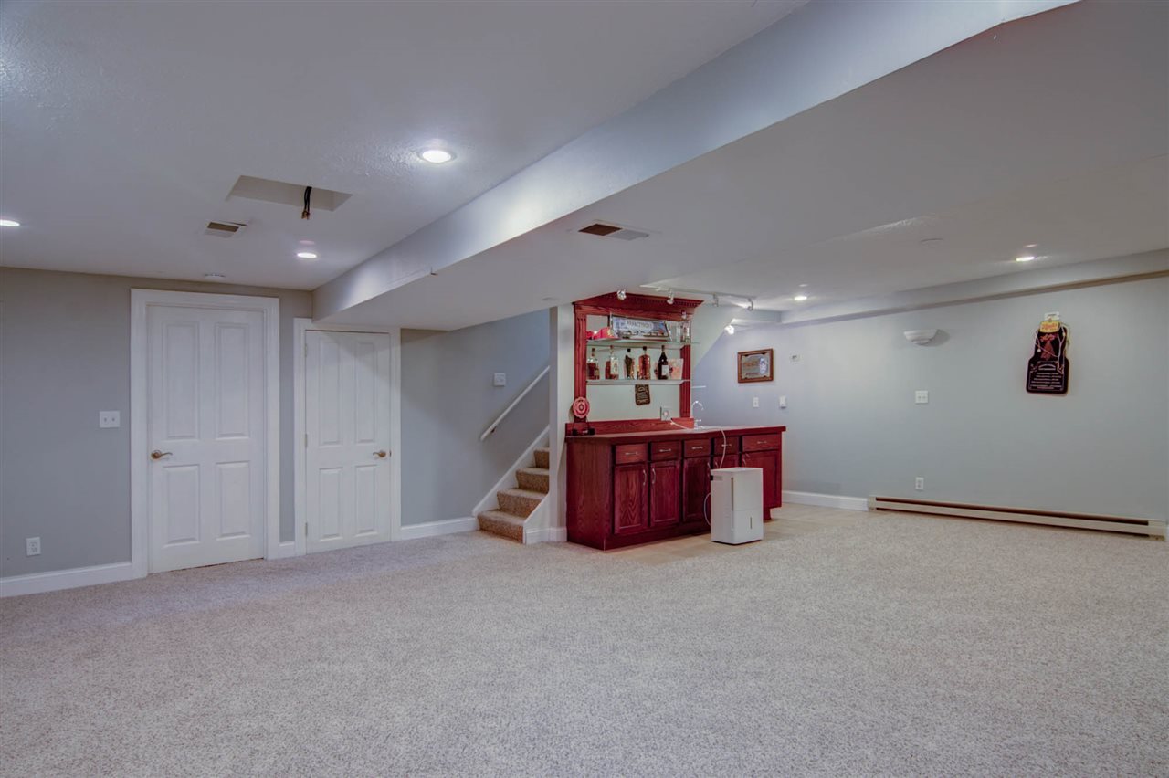 5981 Whitecliff Road Rockford, IL 61109 - Photo 22 of 25