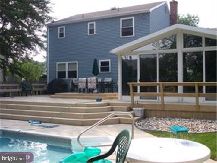 6 Euston Road Marlton, NJ 08053 - Photo 4 of 16 Exterior Back