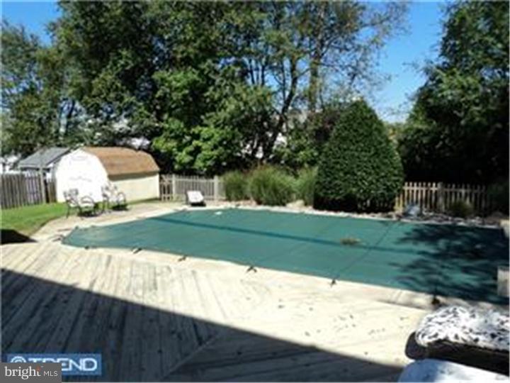 6 Euston Road Marlton, NJ 08053 - Photo 5 of 16 Pool