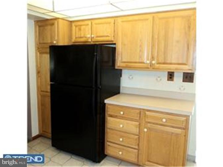 6 Euston Road Marlton, NJ 08053 - Photo 9 of 16 Kitchen