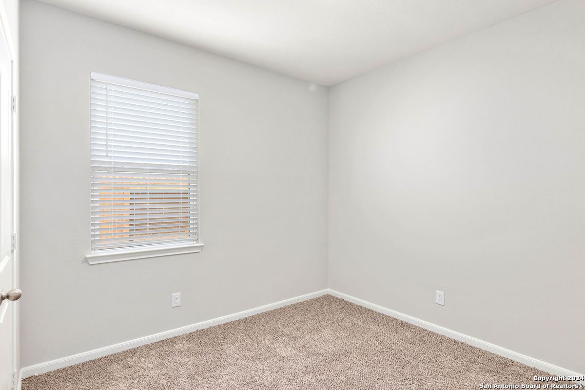 9219 Bennett Forest Converse, TX 78109 - Photo 18 of 23 an empty room with a window