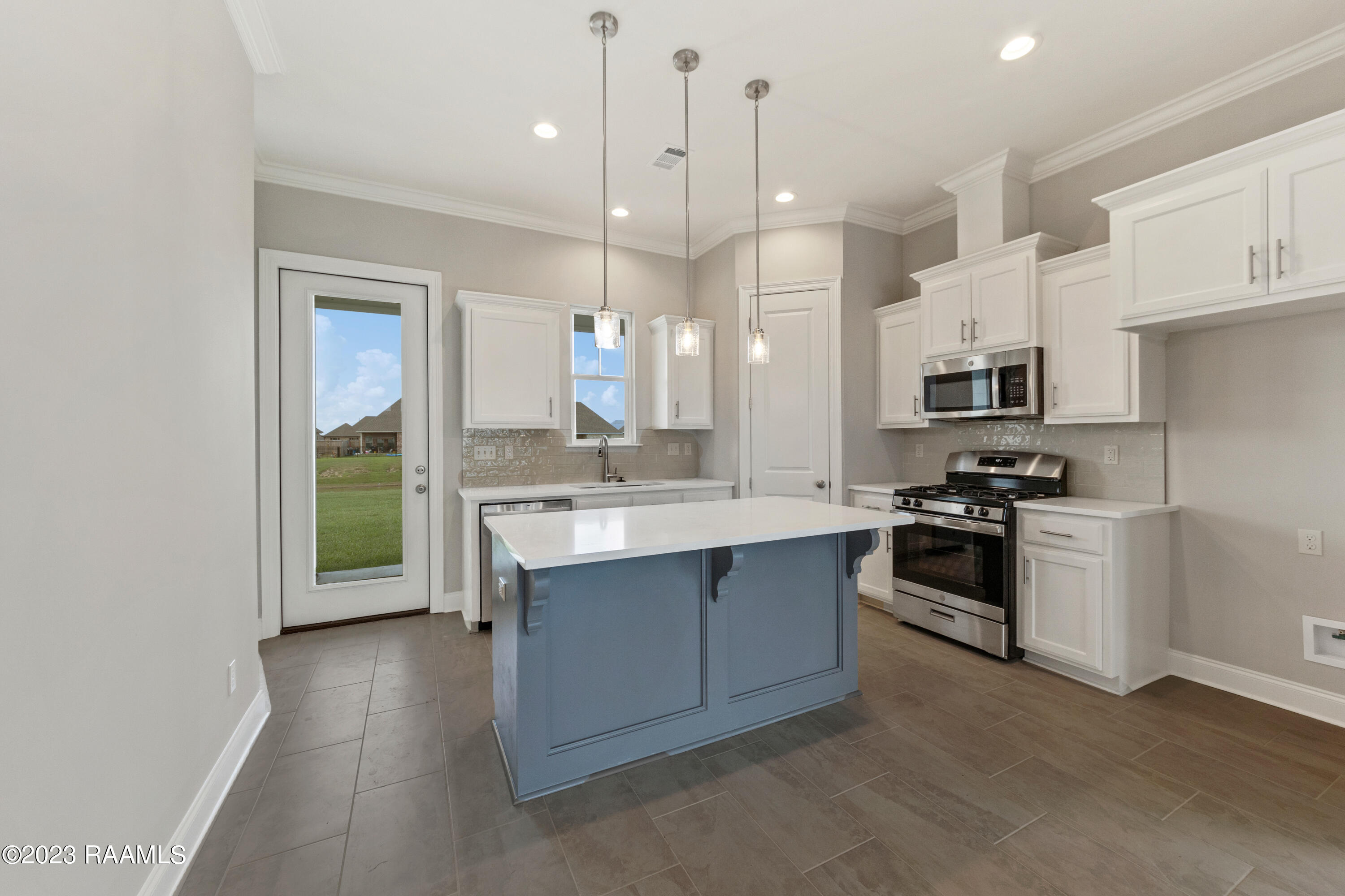 220 Harton Road Youngsville, LA 70592 - Photo 7 of 25 220Harton-24
