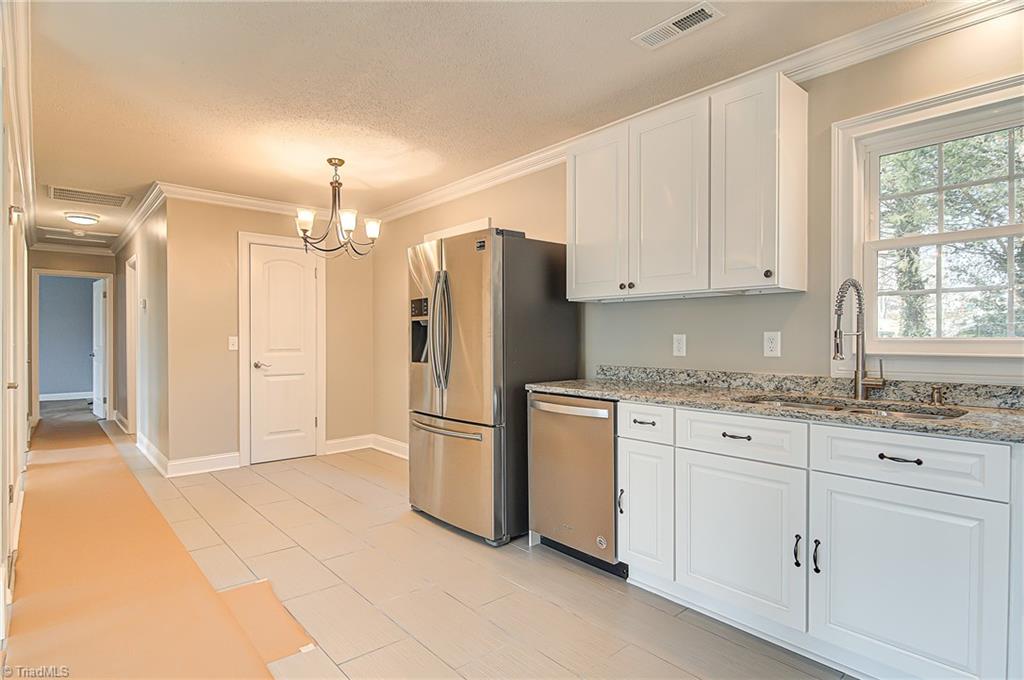 567 Heatherton Lane Rural Hall, NC 27045 - Photo 15 of 30
