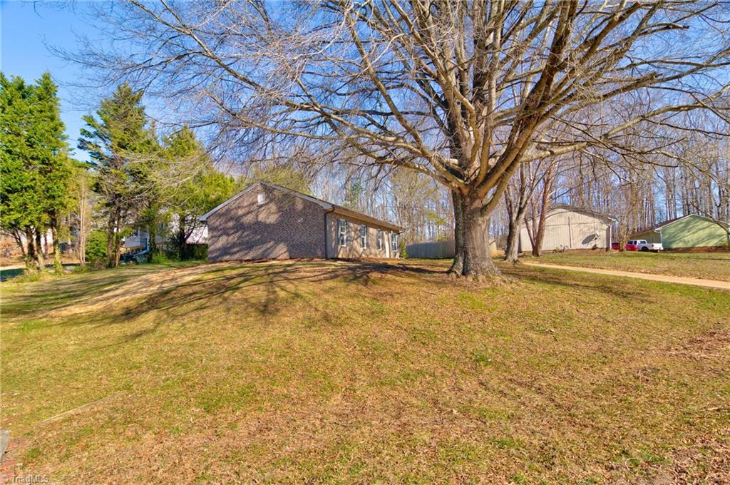 567 Heatherton Lane Rural Hall, NC 27045 - Photo 28 of 30