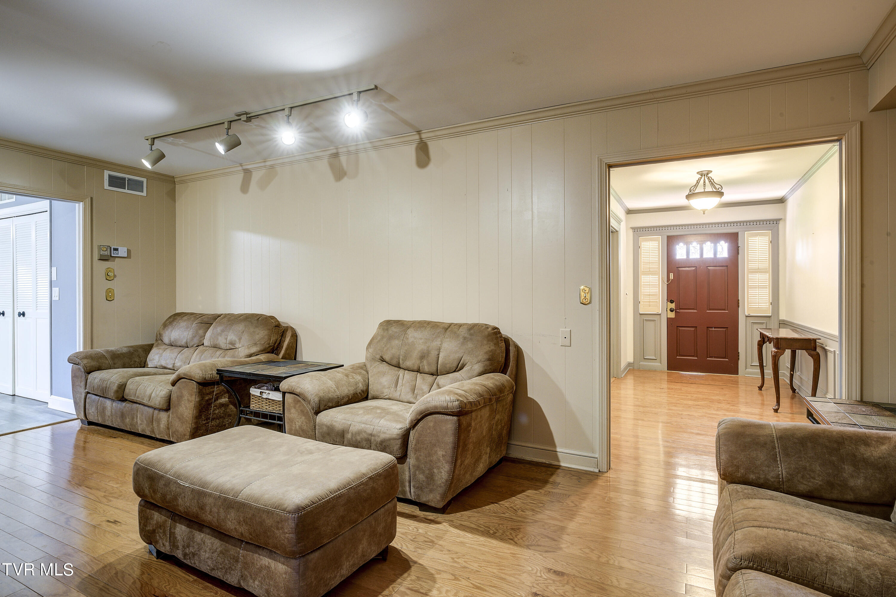 2213 King College Road Bristol, TN 37620 - Photo 20 of 43 KCr-16