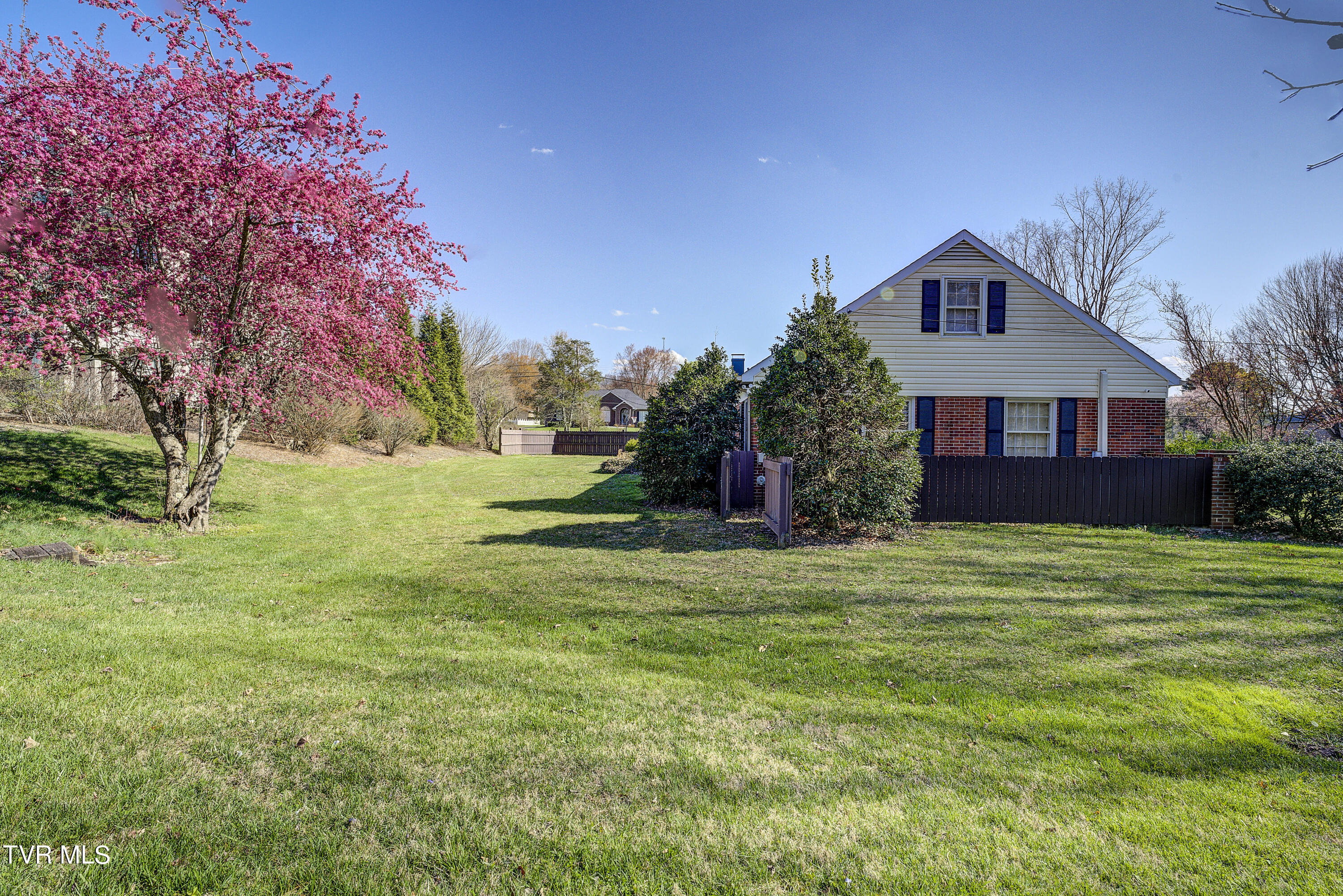 2213 King College Road Bristol, TN 37620 - Photo 40 of 43 KCr-48
