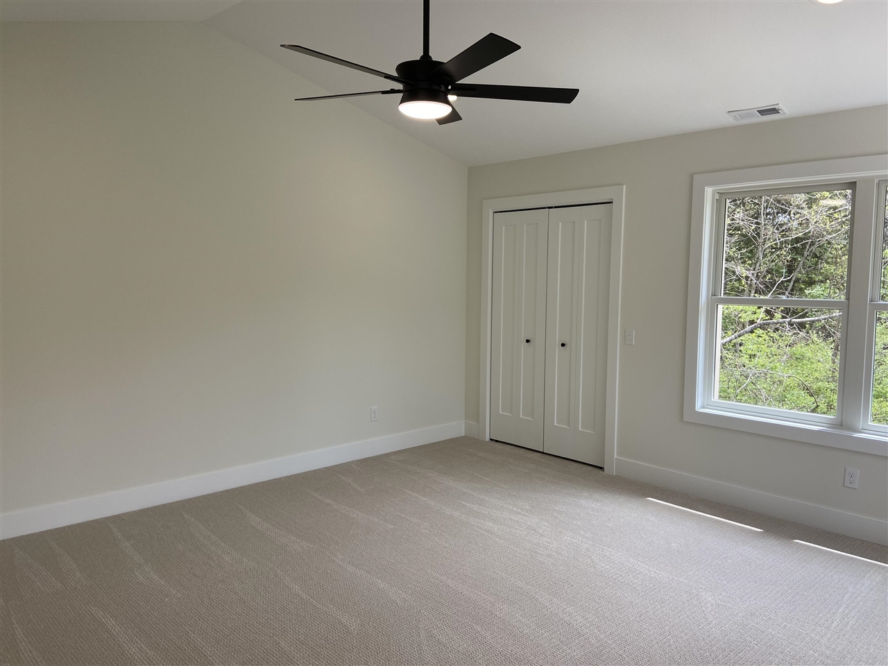 728 Violet Way St. Joseph, MI 49085 - Photo 17 of 24