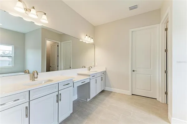 $919,990 | 4624 Cedar Fog Court, Valrico, FL 33596