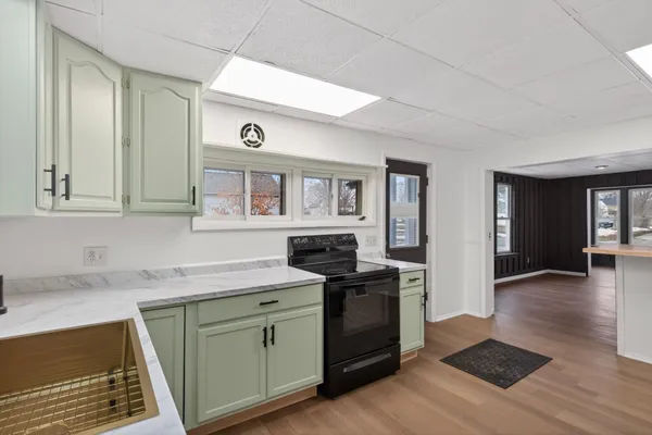 $199,900 | 530 10th Avenue South, Wisconsin Rapids, WI 54495