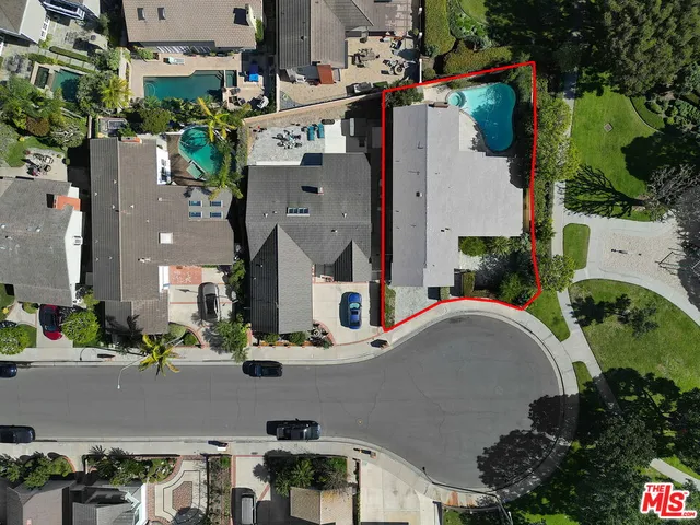 $1,995,000 | 16352 Wildfire Circle, Huntington Beach, CA 92649