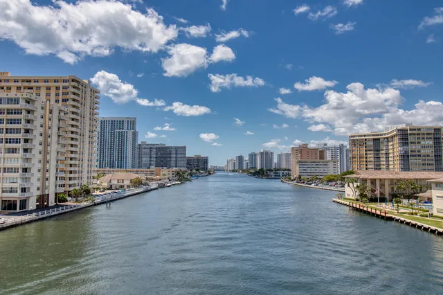 $1,983 | 800 Parkview Drive, Unit 225, Hallandale Beach, FL 33009