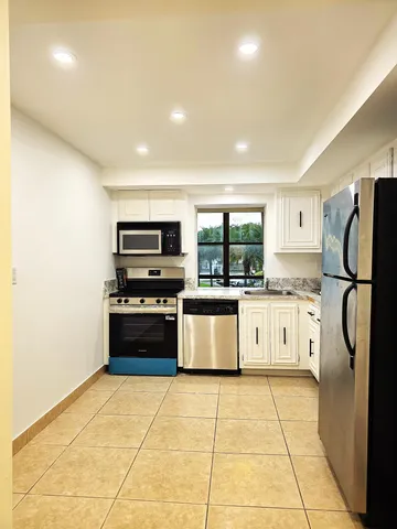 a view of entryway with a hallway