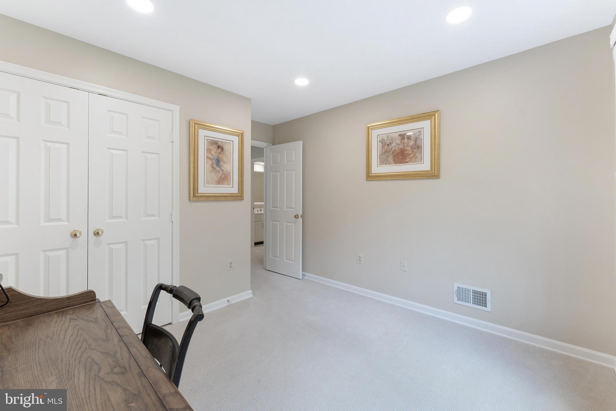 1248 Lamplighter Way Reston, VA 20194 - Photo 39 of 64